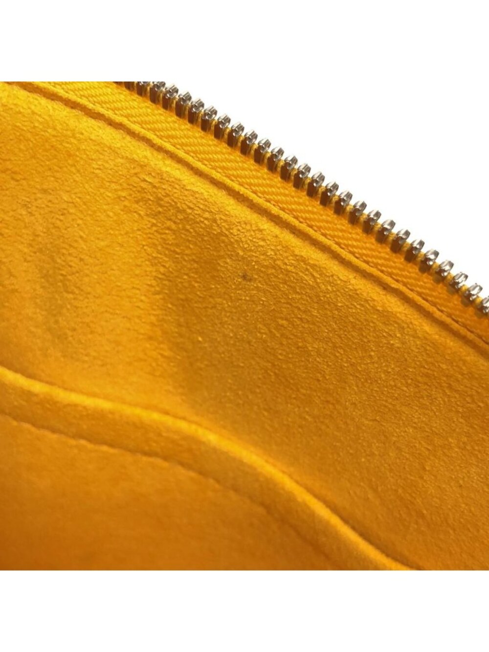 Louis Vuitton Epi Alma BB - Picture 9 of 10